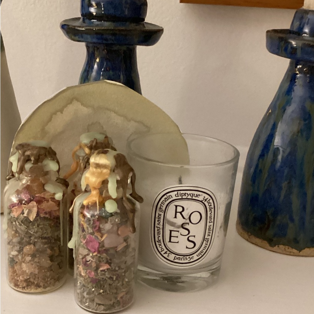 Luck 🍀 intention jar for success, abundance and good fortune with roses 🌹 salt - Picture 13 of 16